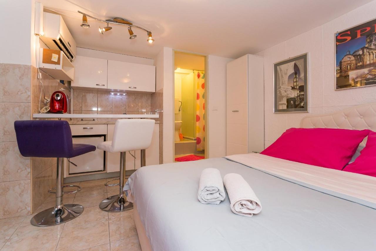 Modern And Practical Studio In The Heart Of Split Extérieur photo